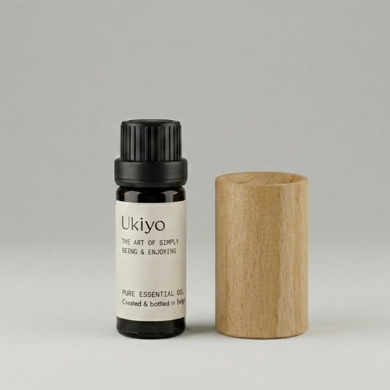 Ukiyo Essential Oil Blend 11 ml + Mini Wooden Diffuser